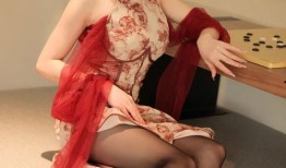 娱乐吃瓜酱92岁超模,娱乐吃瓜酱带你领略时尚传奇