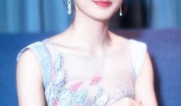 爆料赵丽颖周冬雨视频,幕后真相引热议
